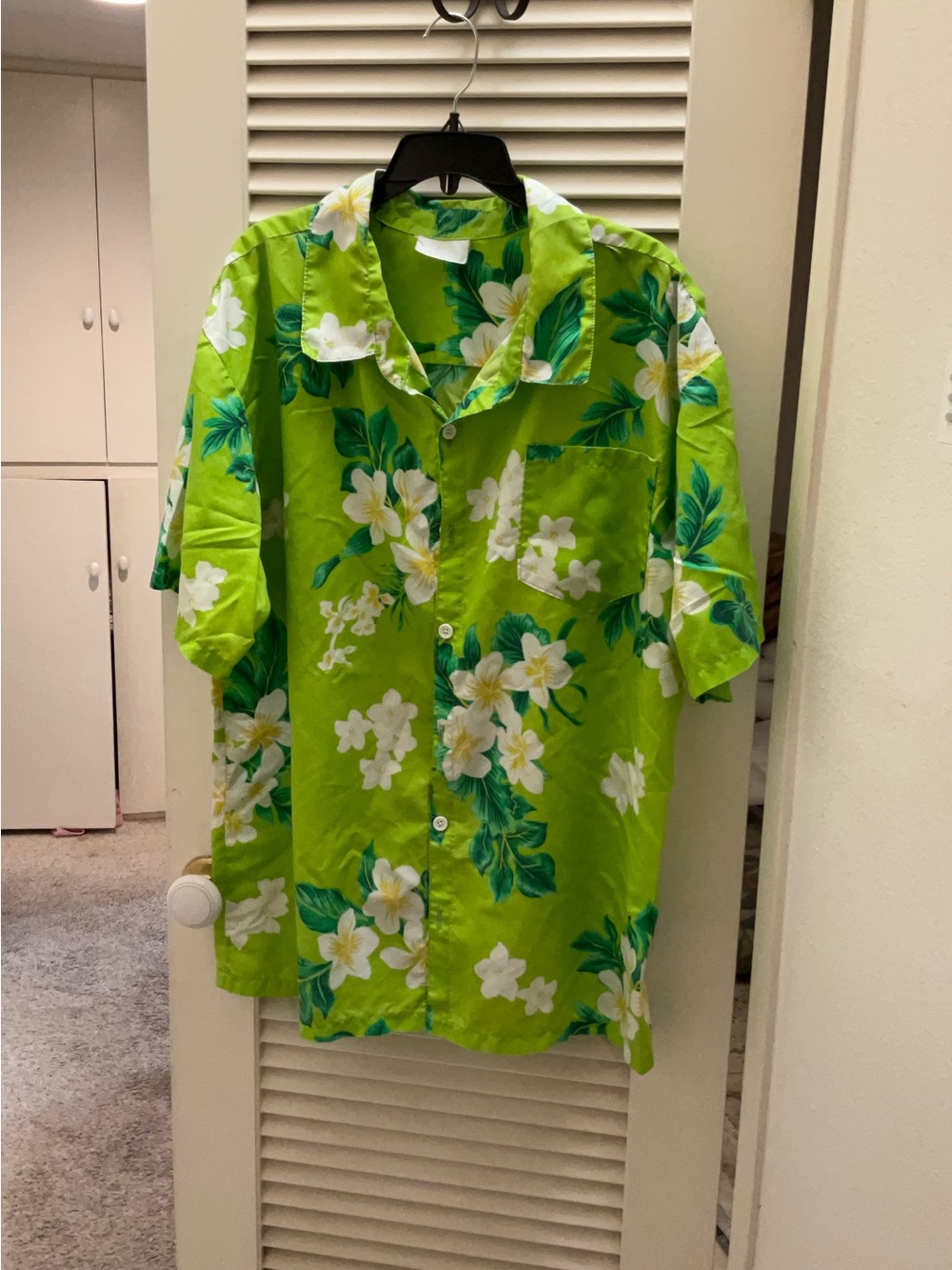 Men’s Polynesian shirt